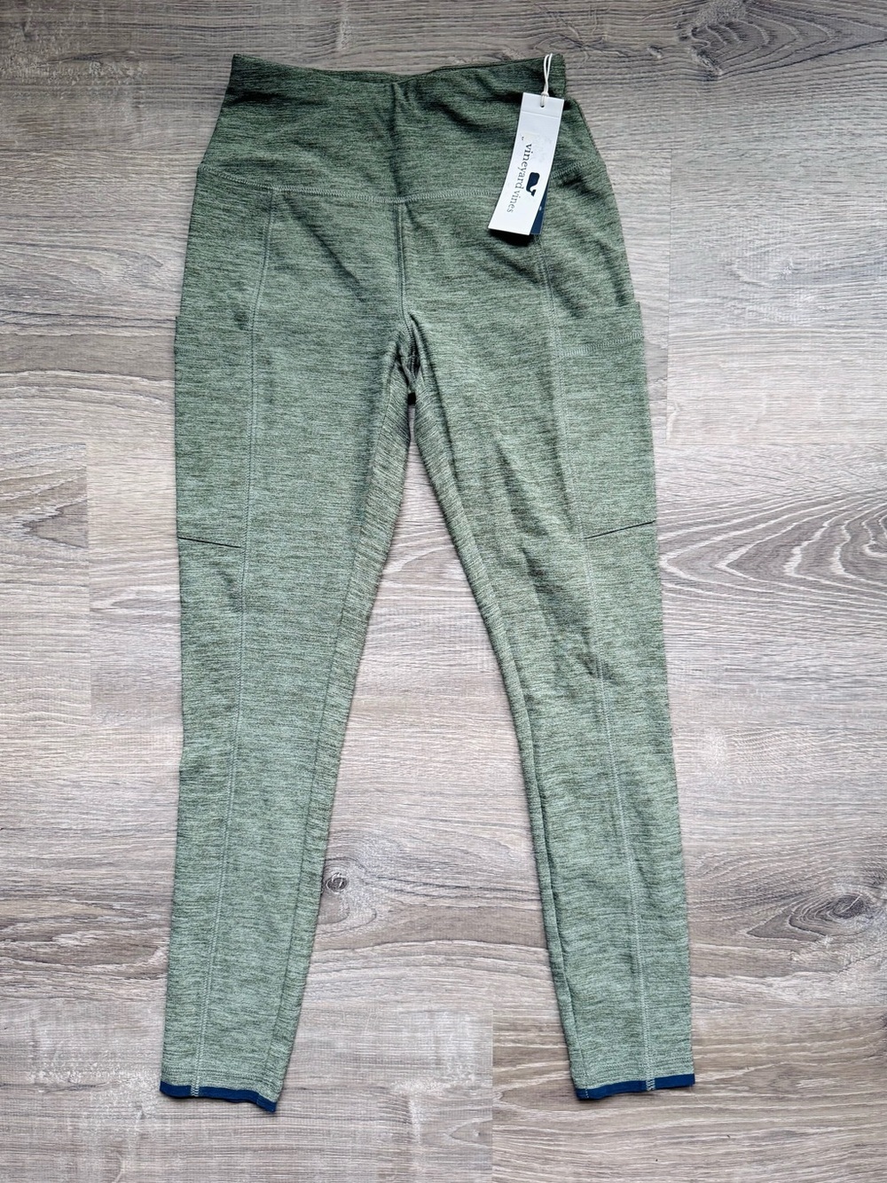 Vineyard Vines NWT Women’s XXS Olive Heather Active Leggings Blue Trim Pockets - Picture 2 of 9